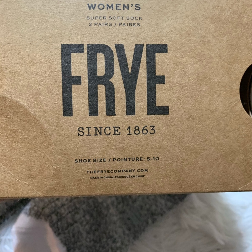 Frye Supersoft Tube Socks Size 5-10 - Picture 4 of 5